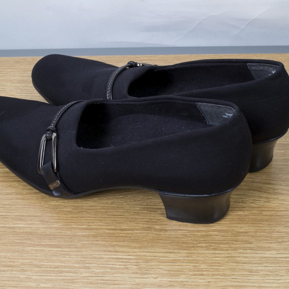 Munro Cindi Black Pump 8 Ss Super Slim View 5